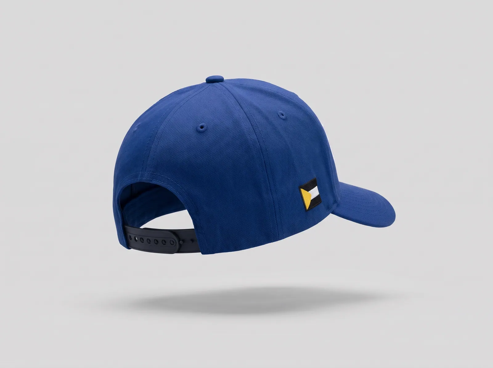 BOLT CARACAS — ángulo 135°